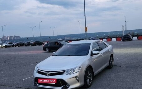 Toyota Camry, 2016 год, 2 100 000 рублей, 3 фотография