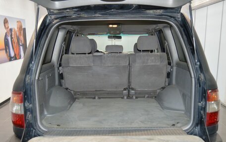Toyota Land Cruiser 100 рестайлинг 2, 2006 год, 1 250 000 рублей, 11 фотография
