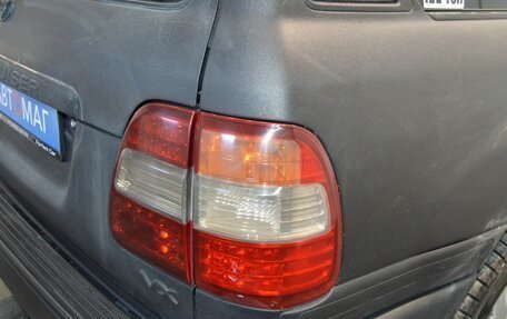 Toyota Land Cruiser 100 рестайлинг 2, 2006 год, 1 250 000 рублей, 10 фотография