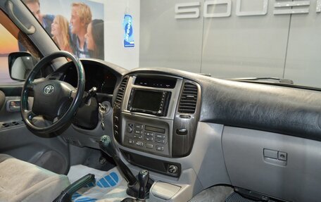 Toyota Land Cruiser 100 рестайлинг 2, 2006 год, 1 250 000 рублей, 18 фотография