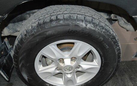 Toyota Land Cruiser 100 рестайлинг 2, 2006 год, 1 250 000 рублей, 23 фотография