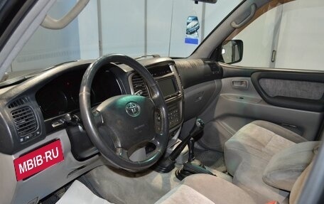 Toyota Land Cruiser 100 рестайлинг 2, 2006 год, 1 250 000 рублей, 13 фотография