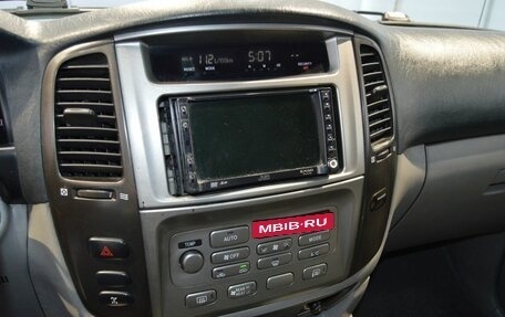 Toyota Land Cruiser 100 рестайлинг 2, 2006 год, 1 250 000 рублей, 21 фотография