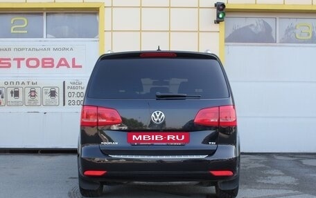 Volkswagen Touran III, 2012 год, 1 295 000 рублей, 5 фотография