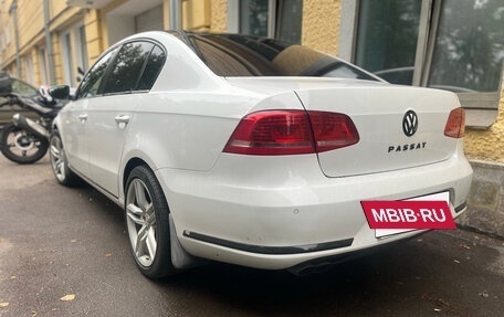 Volkswagen Passat B7, 2011 год, 800 000 рублей, 2 фотография