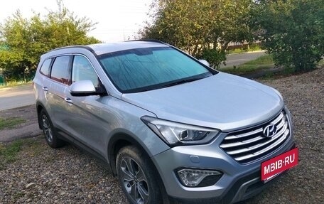 Hyundai Santa Fe III рестайлинг, 2015 год, 1 800 000 рублей, 2 фотография
