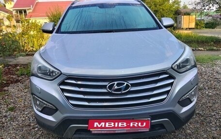 Hyundai Santa Fe III рестайлинг, 2015 год, 1 800 000 рублей, 1 фотография