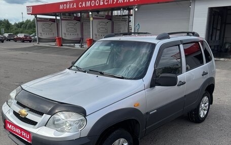 Chevrolet Niva I рестайлинг, 2009 год, 360 000 рублей, 1 фотография