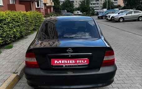 Opel Vectra B рестайлинг, 1997 год, 135 000 рублей, 2 фотография