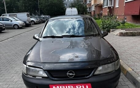 Opel Vectra B рестайлинг, 1997 год, 135 000 рублей, 6 фотография