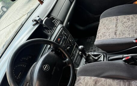 Opel Vectra B рестайлинг, 1997 год, 135 000 рублей, 8 фотография