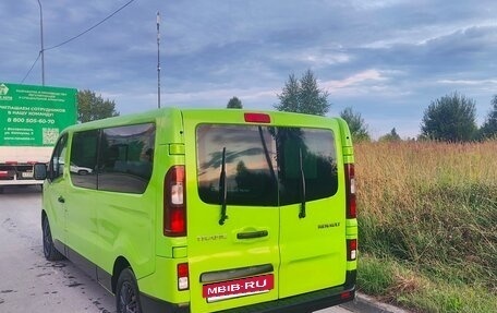 Renault Trafic, 2019 год, 2 300 000 рублей, 2 фотография