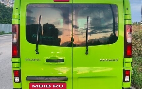 Renault Trafic, 2019 год, 2 300 000 рублей, 5 фотография