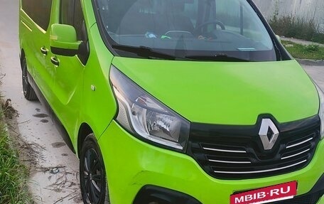 Renault Trafic, 2019 год, 2 300 000 рублей, 8 фотография