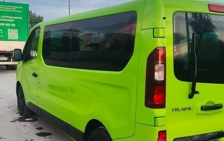 Renault Trafic, 2019 год, 2 300 000 рублей, 7 фотография
