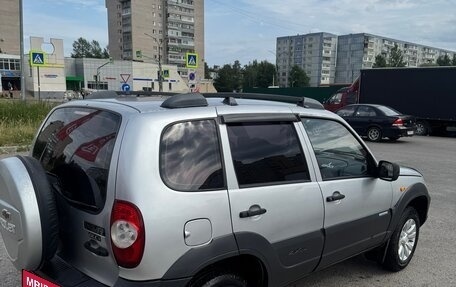 Chevrolet Niva I рестайлинг, 2009 год, 360 000 рублей, 4 фотография