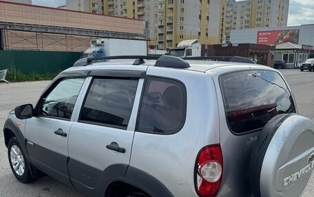 Chevrolet Niva I рестайлинг, 2009 год, 360 000 рублей, 6 фотография
