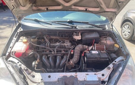Ford Focus IV, 2004 год, 115 000 рублей, 11 фотография