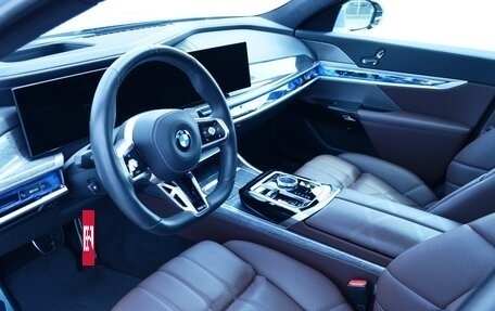 BMW 7 серия, 2022 год, 12 200 000 рублей, 9 фотография