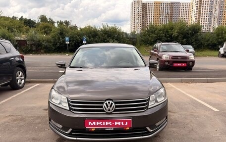 Volkswagen Passat B7, 2013 год, 1 400 000 рублей, 1 фотография