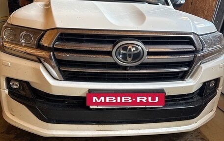 Toyota Land Cruiser 200, 2019 год, 7 900 000 рублей, 5 фотография
