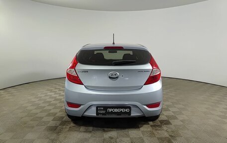 Hyundai Solaris II рестайлинг, 2011 год, 630 000 рублей, 7 фотография