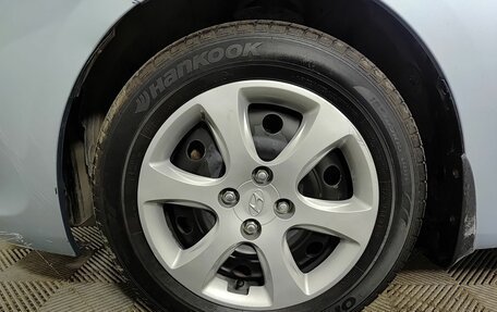 Hyundai Solaris II рестайлинг, 2011 год, 630 000 рублей, 22 фотография
