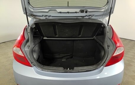 Hyundai Solaris II рестайлинг, 2011 год, 630 000 рублей, 12 фотография