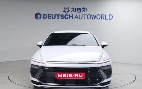 Hyundai Sonata VIII, 2023 год, 2 140 000 рублей, 3 фотография