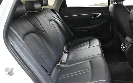 Hyundai Sonata VIII, 2023 год, 2 140 000 рублей, 11 фотография