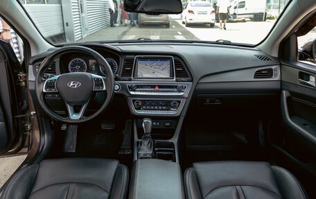 Hyundai Sonata VII, 2019 год, 1 565 000 рублей, 17 фотография