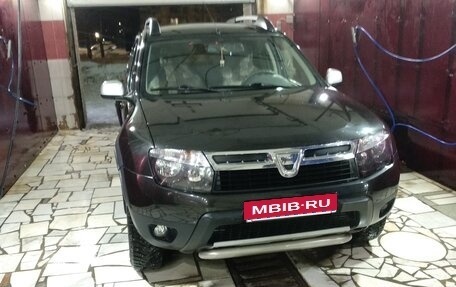 Dacia Duster I рестайлинг, 2010 год, 860 000 рублей, 1 фотография