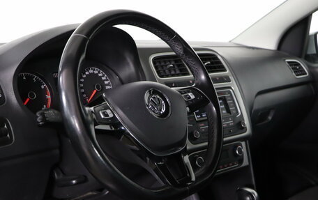 Volkswagen Polo VI (EU Market), 2018 год, 1 299 990 рублей, 9 фотография