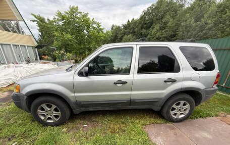 Ford Escape II, 2002 год, 600 000 рублей, 3 фотография