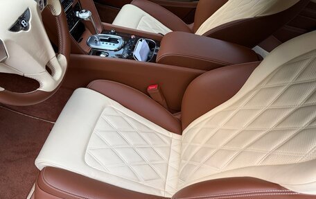 Bentley Continental GT II рестайлинг, 2014 год, 11 000 000 рублей, 13 фотография