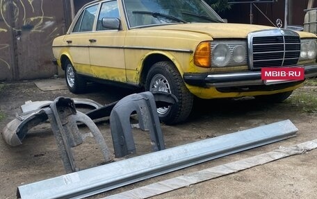 Mercedes-Benz W123, 1979 год, 450 000 рублей, 12 фотография