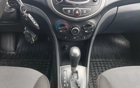 Hyundai Solaris II рестайлинг, 2014 год, 894 000 рублей, 11 фотография