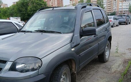 Chevrolet Niva I рестайлинг, 2019 год, 617 000 рублей, 3 фотография