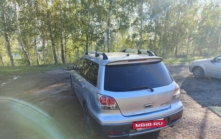 Mitsubishi Outlander III рестайлинг 3, 2004 год, 555 000 рублей, 8 фотография