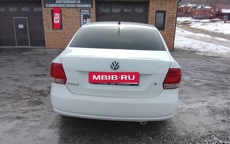 Volkswagen Polo VI (EU Market), 2013 год, 650 000 рублей, 2 фотография