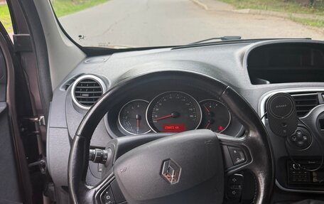 Renault Kangoo II рестайлинг, 2013 год, 1 300 000 рублей, 10 фотография