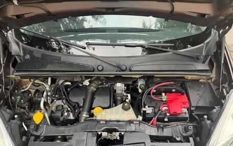 Renault Kangoo II рестайлинг, 2013 год, 1 300 000 рублей, 17 фотография
