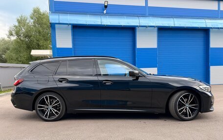 BMW 3 серия, 2020 год, 3 450 000 рублей, 3 фотография