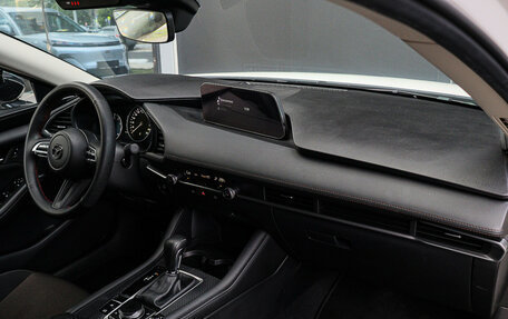 Mazda 3, 2020 год, 2 230 000 рублей, 8 фотография
