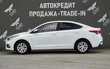 Hyundai Solaris II рестайлинг, 2017 год, 1 015 000 рублей, 4 фотография