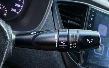 Hyundai Solaris II рестайлинг, 2017 год, 1 015 000 рублей, 16 фотография