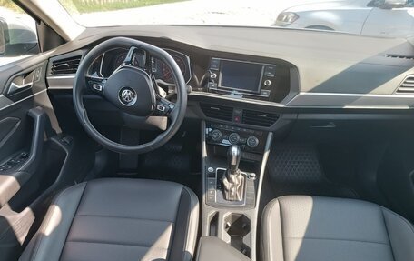 Volkswagen Jetta VII, 2021 год, 1 620 000 рублей, 4 фотография