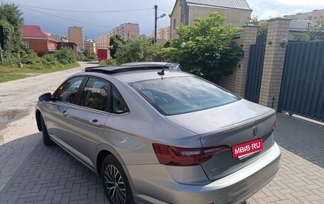 Volkswagen Jetta VII, 2021 год, 1 620 000 рублей, 2 фотография