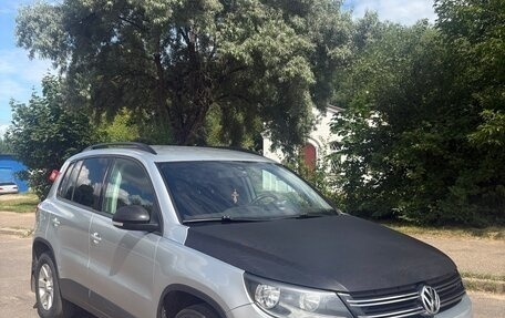 Volkswagen Tiguan I, 2011 год, 850 000 рублей, 2 фотография