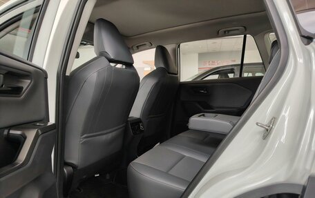 Toyota RAV4, 2026 год, 4 500 000 рублей, 20 фотография